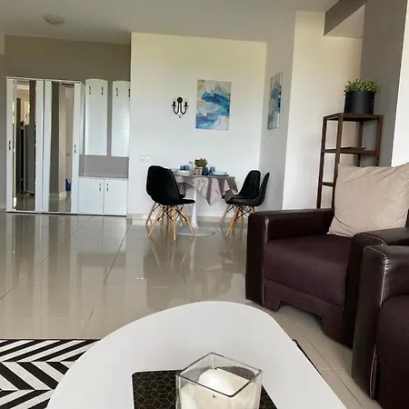 Kaba Apartments Mamaia Summerland Mamaia